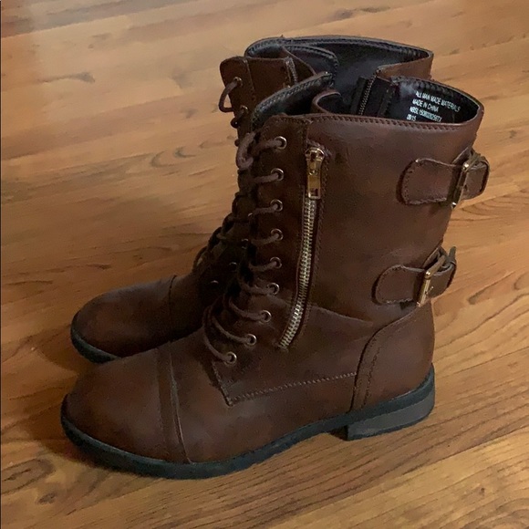 Shoes - Brown Combat Boots - Size 8